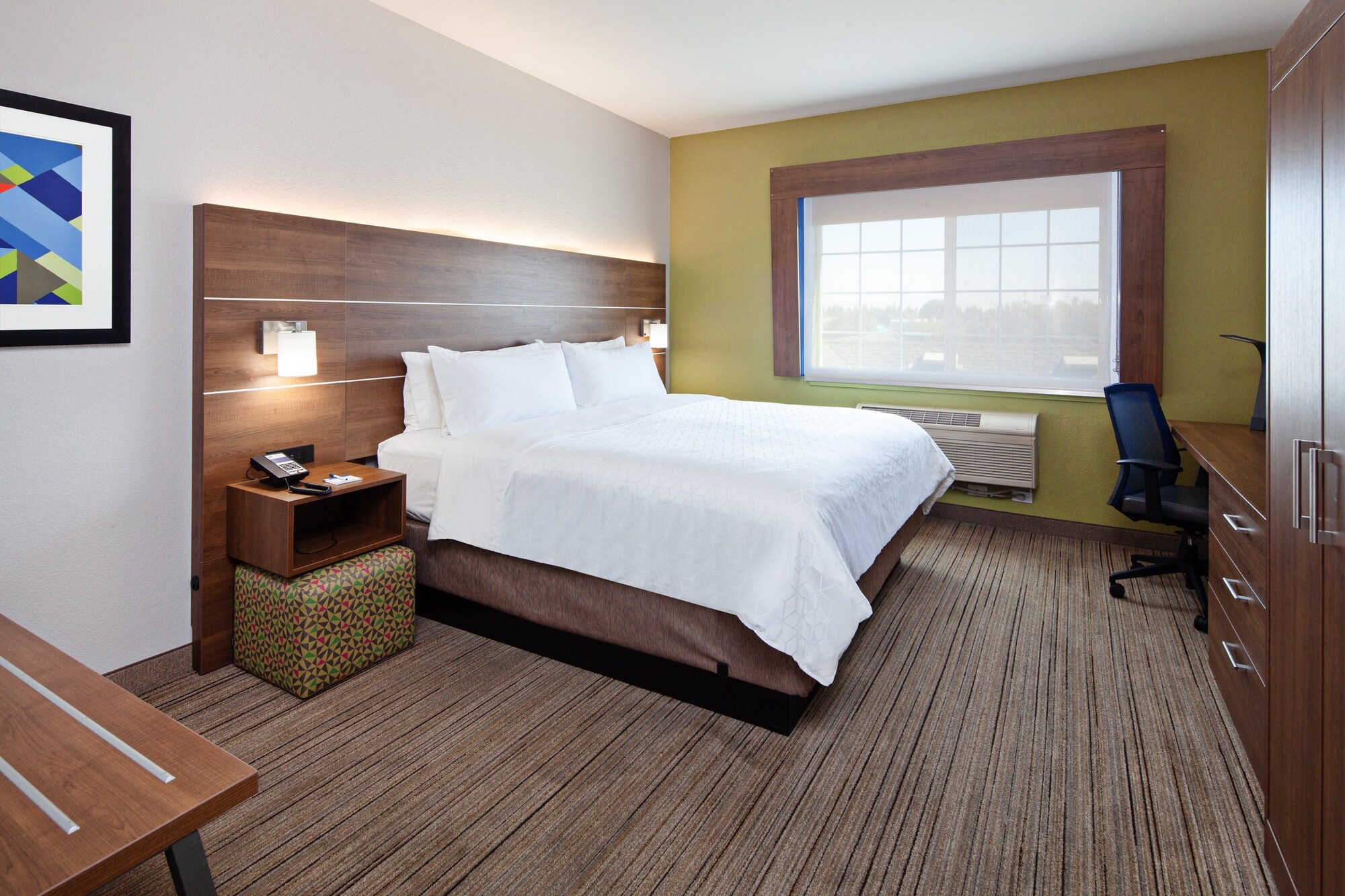 holiday inn express and suites tulare by ihg