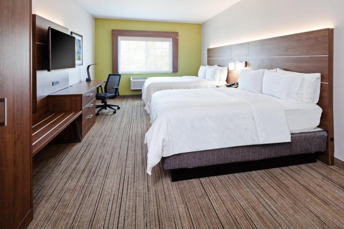 holiday inn express and suites tulare by ihg