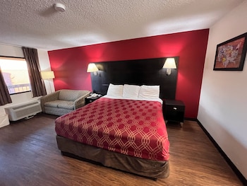 econo lodge inn and suites tuscaloosa i 20