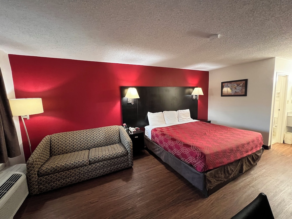 econo lodge inn and suites tuscaloosa i 20