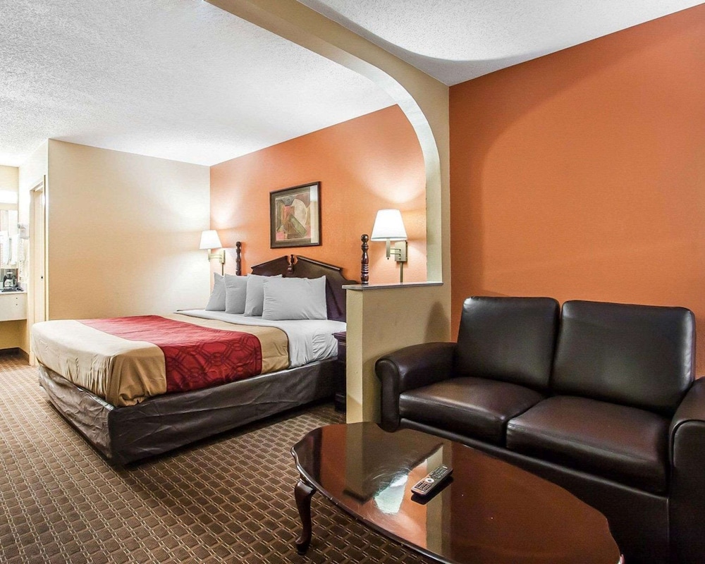 econo lodge inn and suites i 20 exit 73