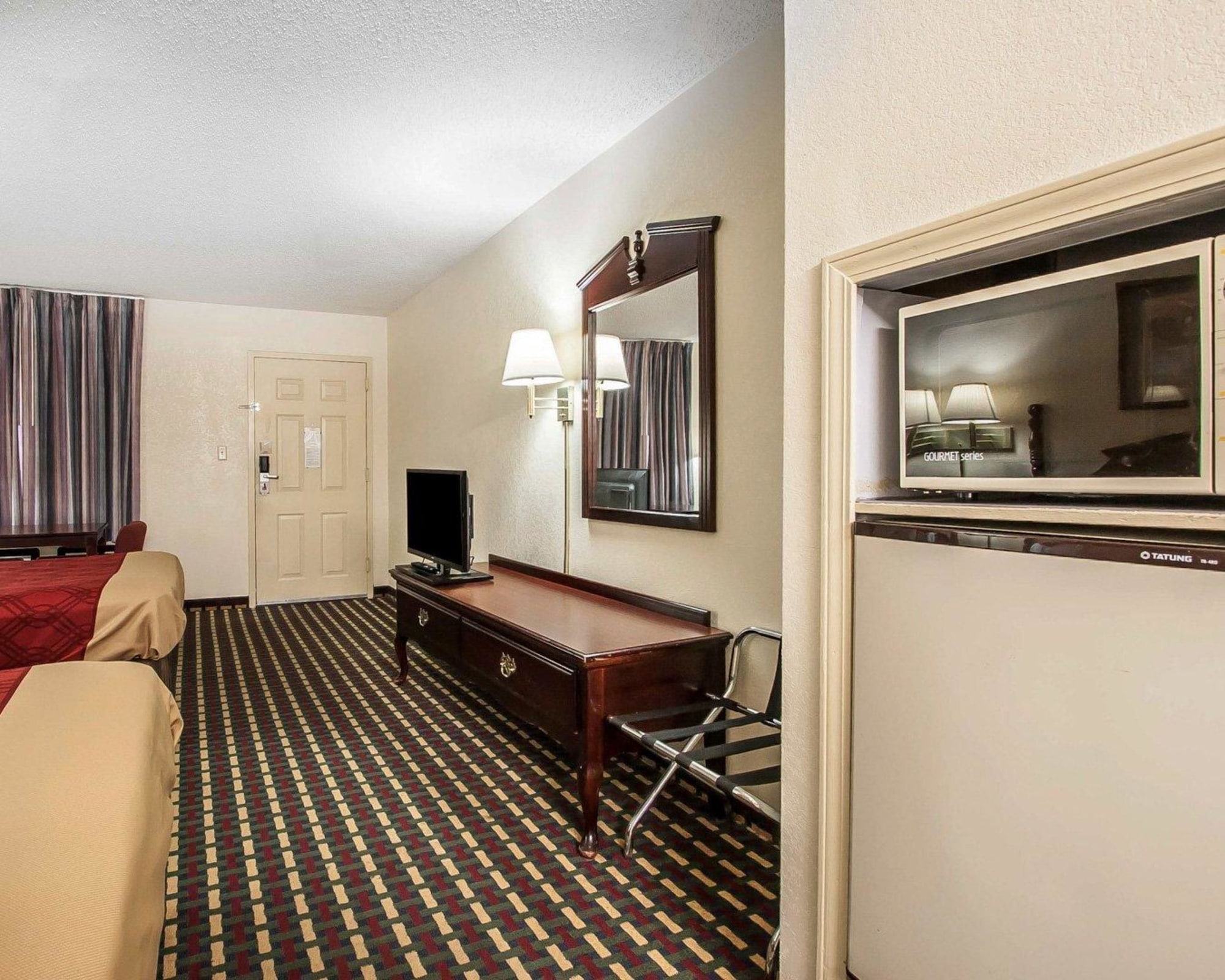 econo lodge inn and suites i 20 exit 73