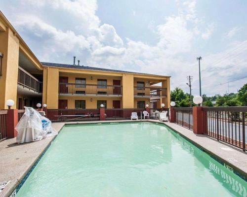 econo lodge inn and suites tuscaloosa i 20