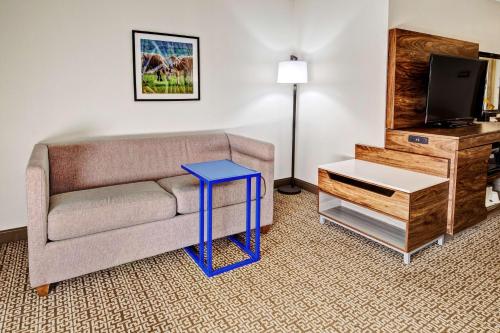 hampton inn van buren