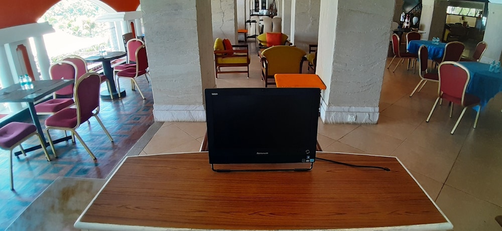 Gateway Varkala (A Taj Innercircle Hotel),Mundayil Road,5 star