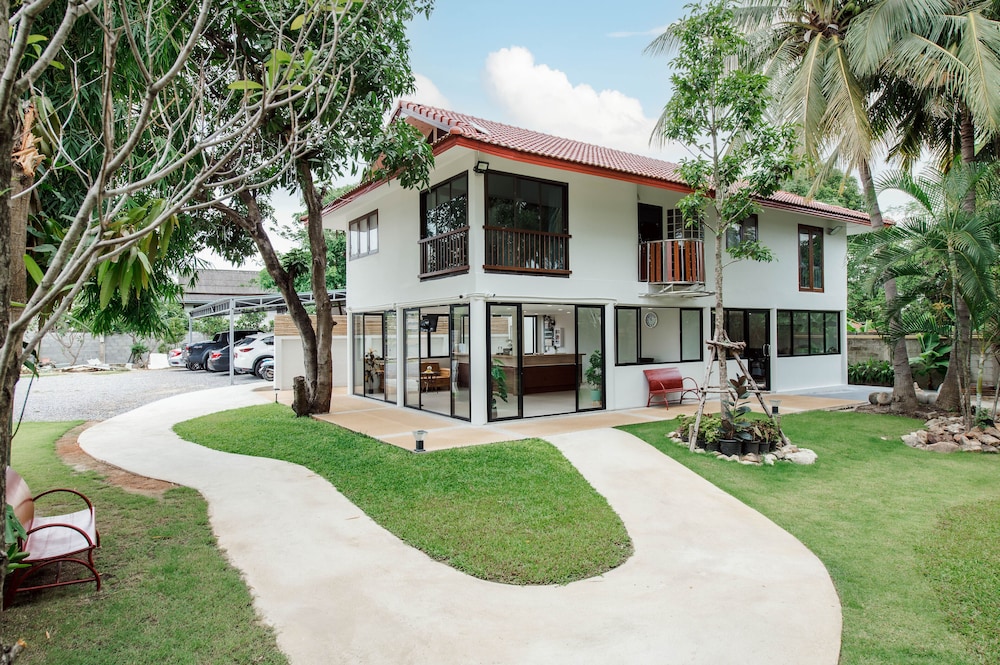 prinz garden villa hua hin