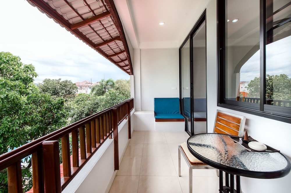 prinz garden villa hua hin