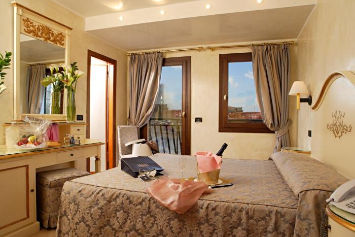 carlton capri hotel