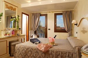 carlton capri hotel