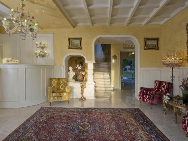 viktoria palace hotel