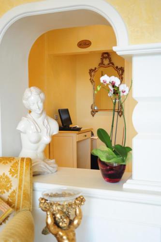 viktoria palace hotel