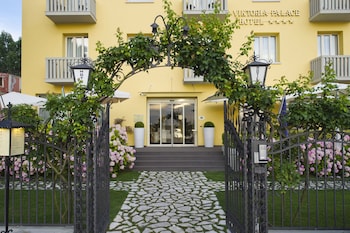 viktoria palace hotel