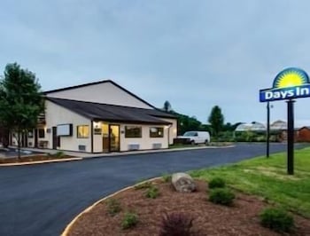 Days Inn By Wyndham Athens,Ohio>>Athens,2 star