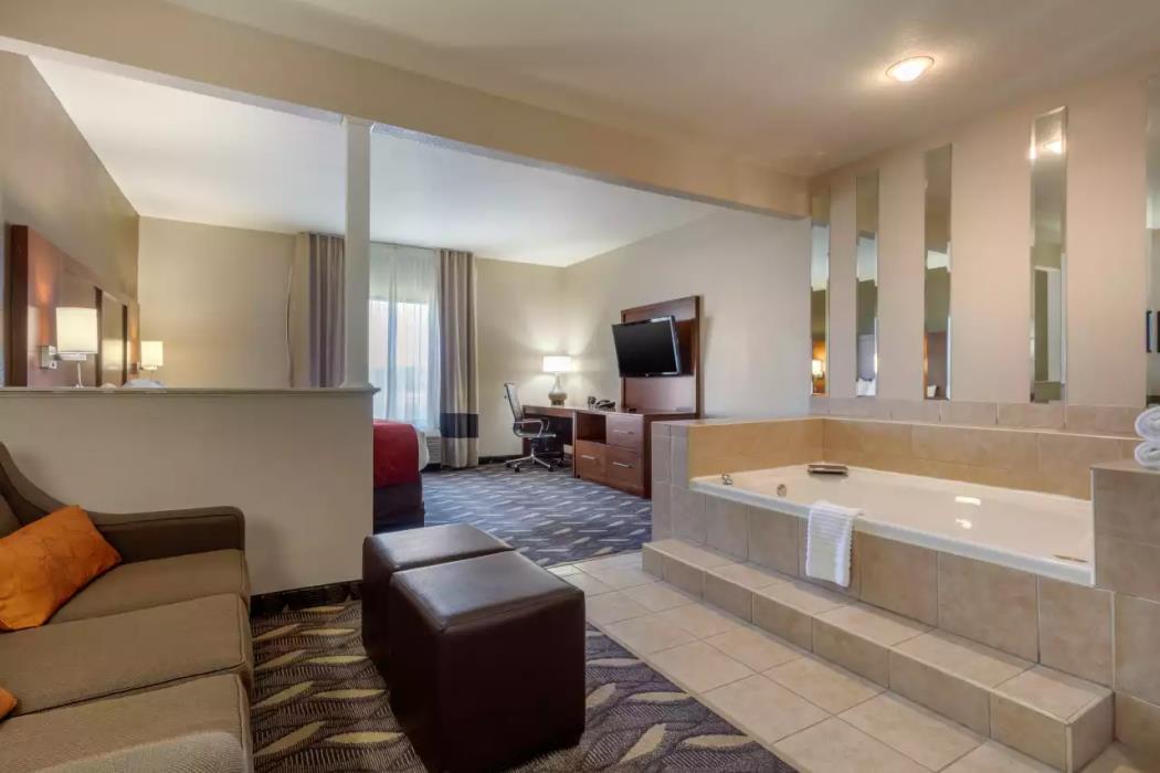 comfort suites rolla