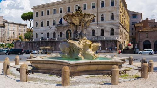 luxury rooms h 2000 roma