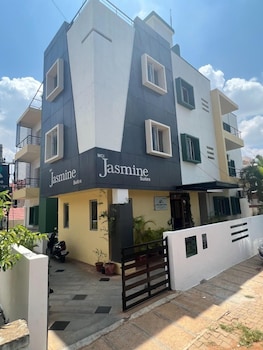 jasmine apartment suites