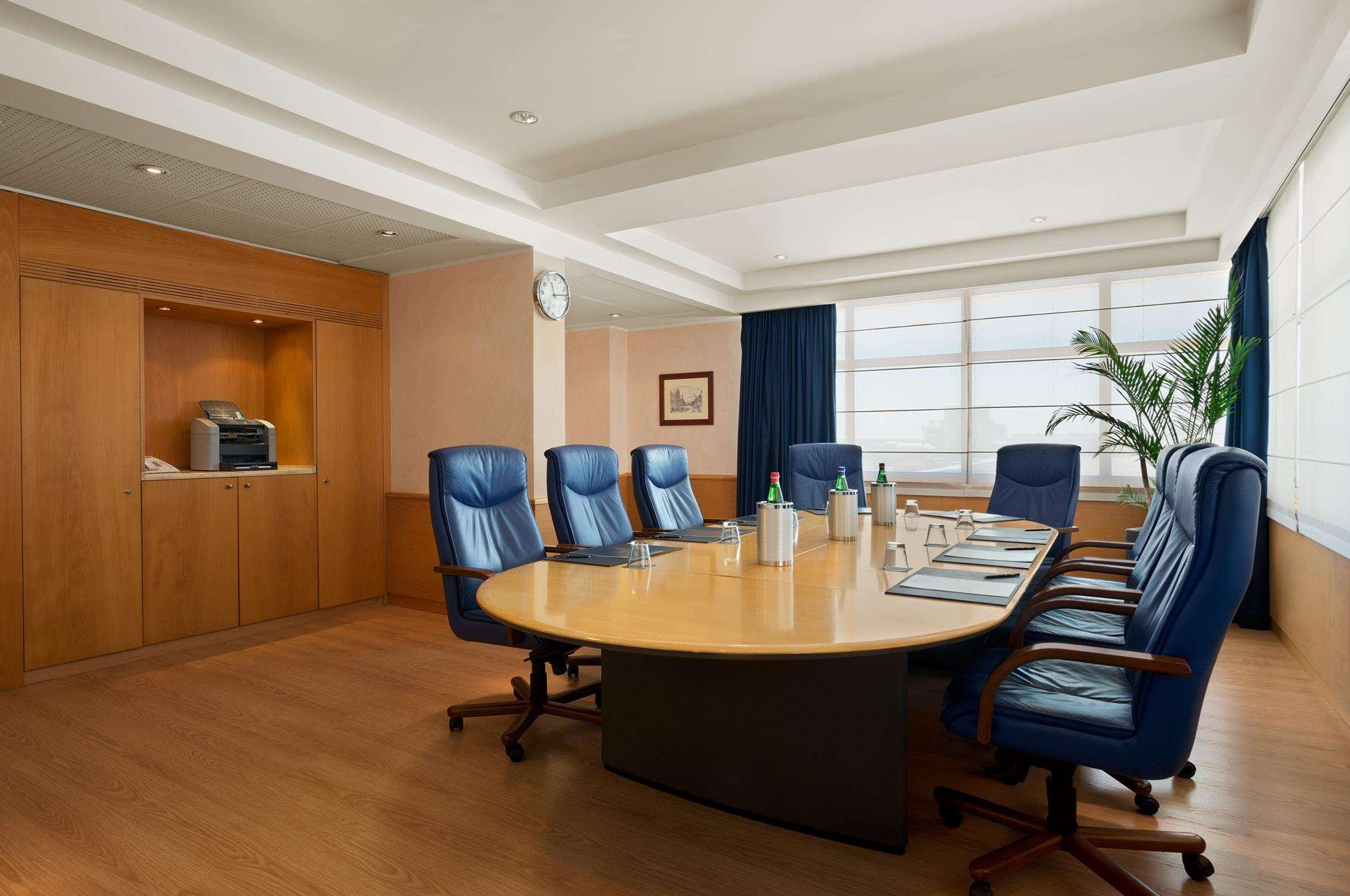 hilton rome airport