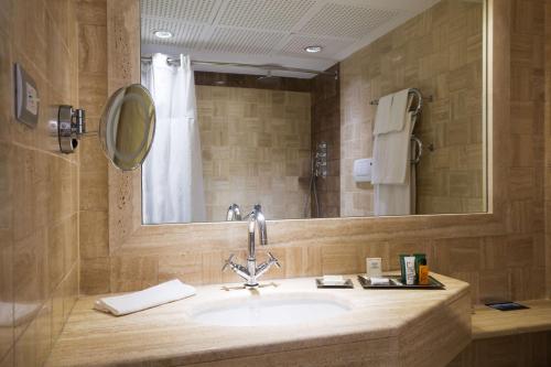 hilton rome airport