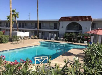 Extend-A-Suites Phoenix,Glendale>>Deer Valley,2 star