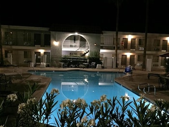 Extend-A-Suites Phoenix,Glendale>>Deer Valley,2 star