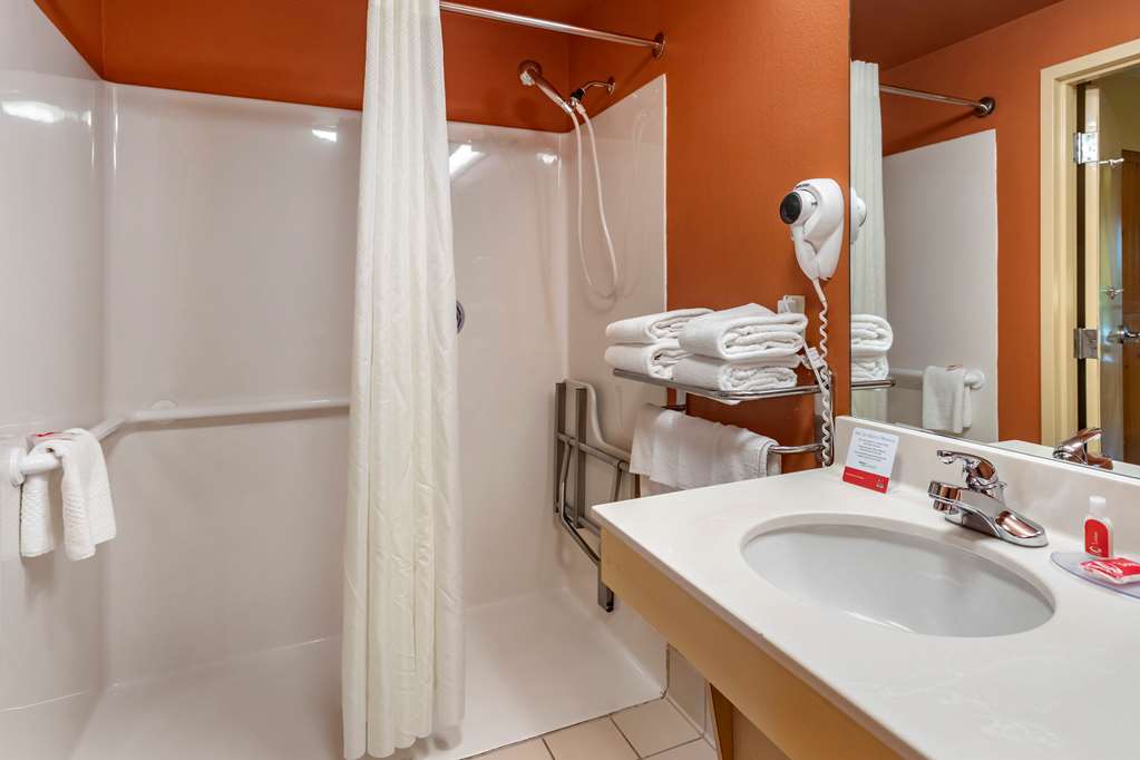 econo lodge pigeon forge riverside