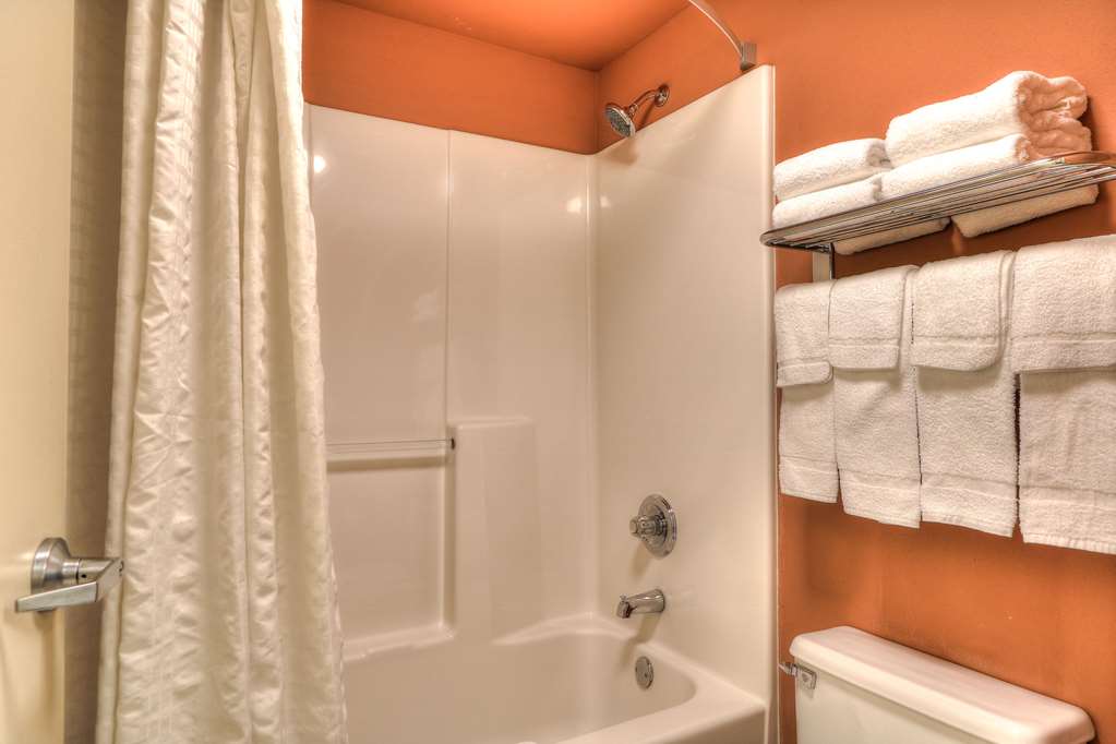 econo lodge pigeon forge riverside