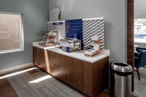holiday inn express hotel and suites pikeville by ihg