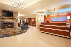 holiday inn express hotel and suites pittsburgh airport by ihg