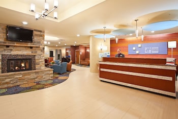 holiday inn express hotel and suites pittsburgh airport by ihg