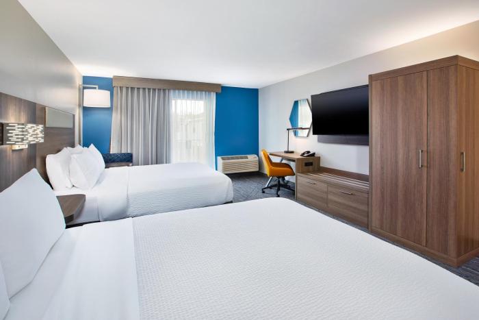 holiday inn express hotel and suites pittsburgh airport by ihg