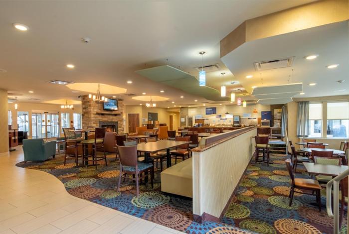 holiday inn express hotel and suites pittsburgh airport by ihg