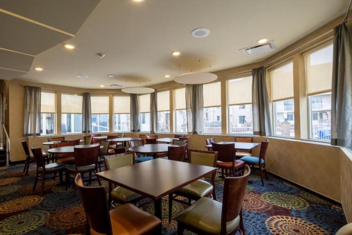 holiday inn express hotel and suites pittsburgh airport by ihg