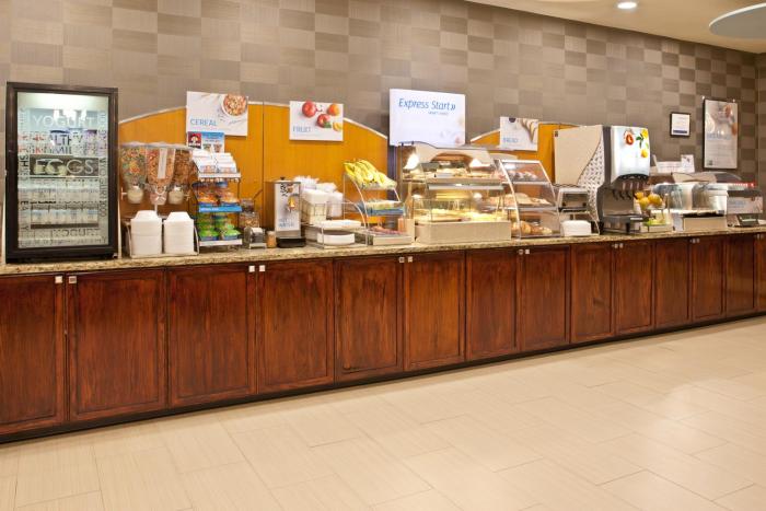 holiday inn express hotel and suites pittsburgh airport by ihg