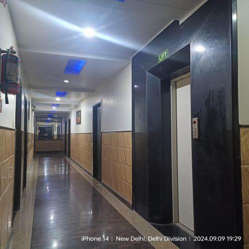 jet fox by aero view hotel delhi airport