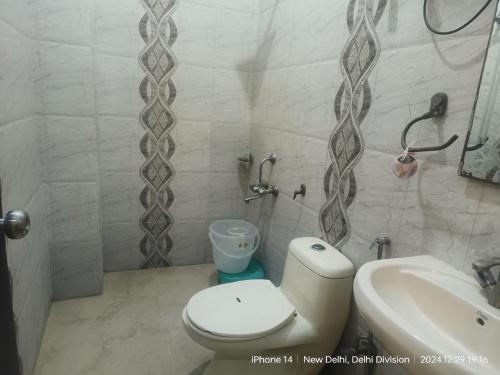 jet fox by aero view hotel delhi airport