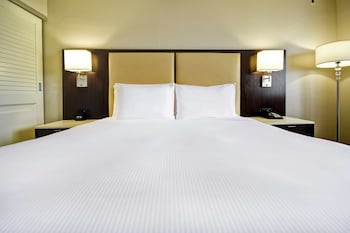 doubletree by hilton hotel pleasanton at the club