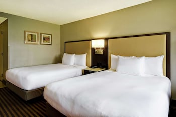 doubletree by hilton hotel pleasanton at the club