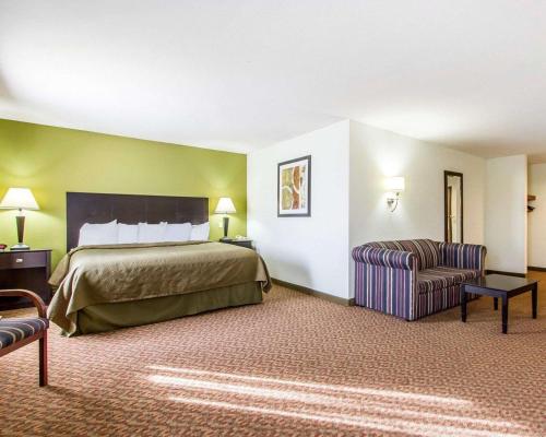 quality inn pontiac