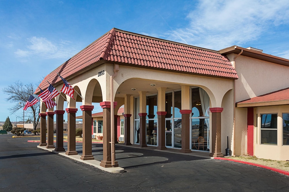 rodeway inn roswell west