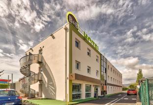 Hotel Arena Clermont Ferrand,,2 star