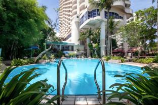 rainbow paradise beach resort
