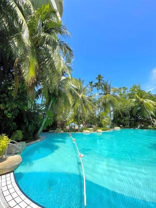 rainbow paradise beach resort