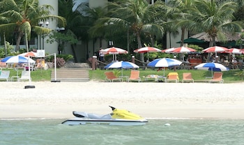 rainbow paradise beach resort