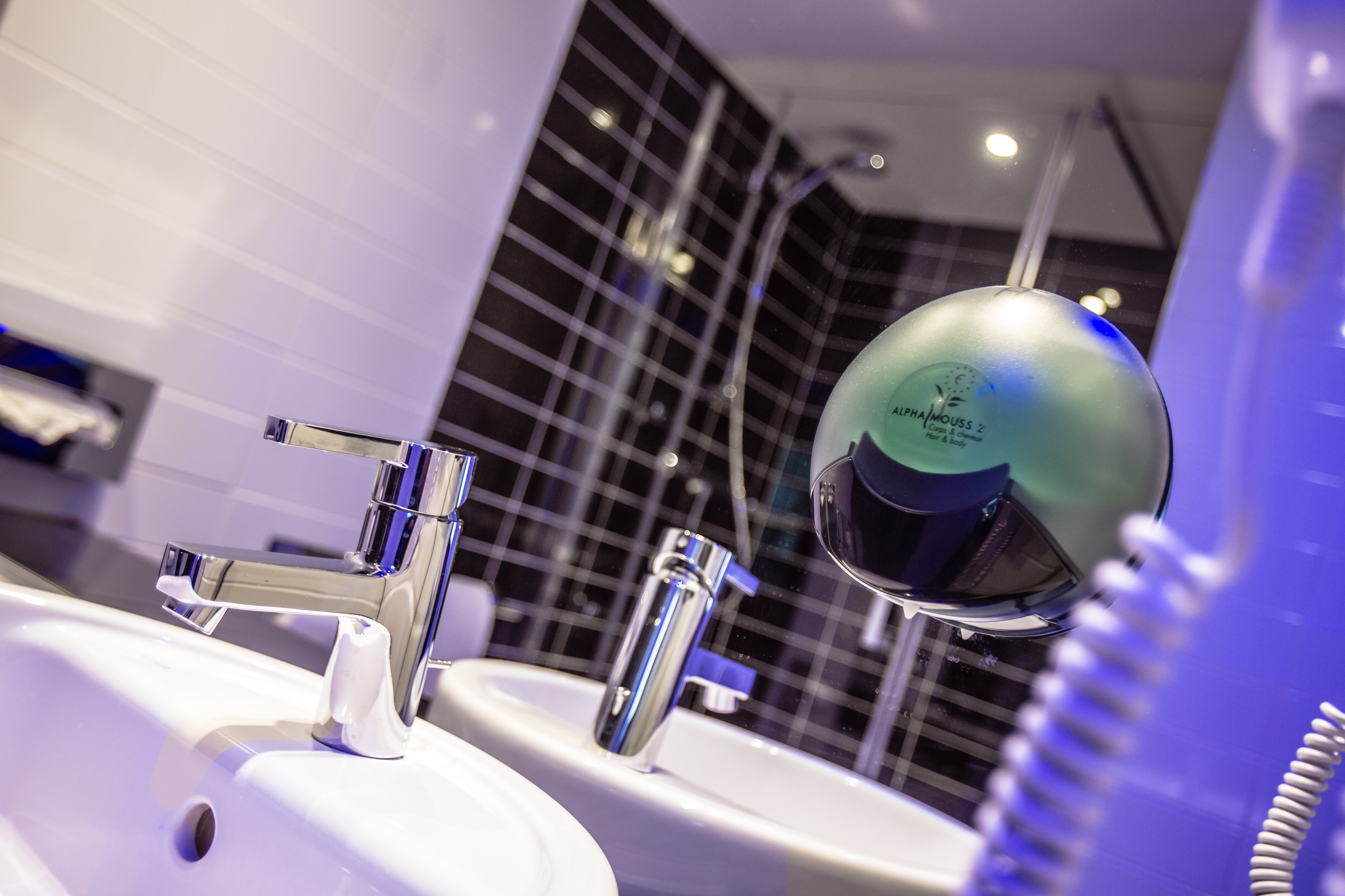 holiday inn express dijon by ihg