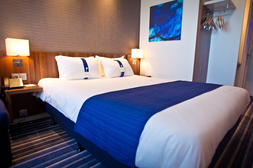 holiday inn express dijon by ihg