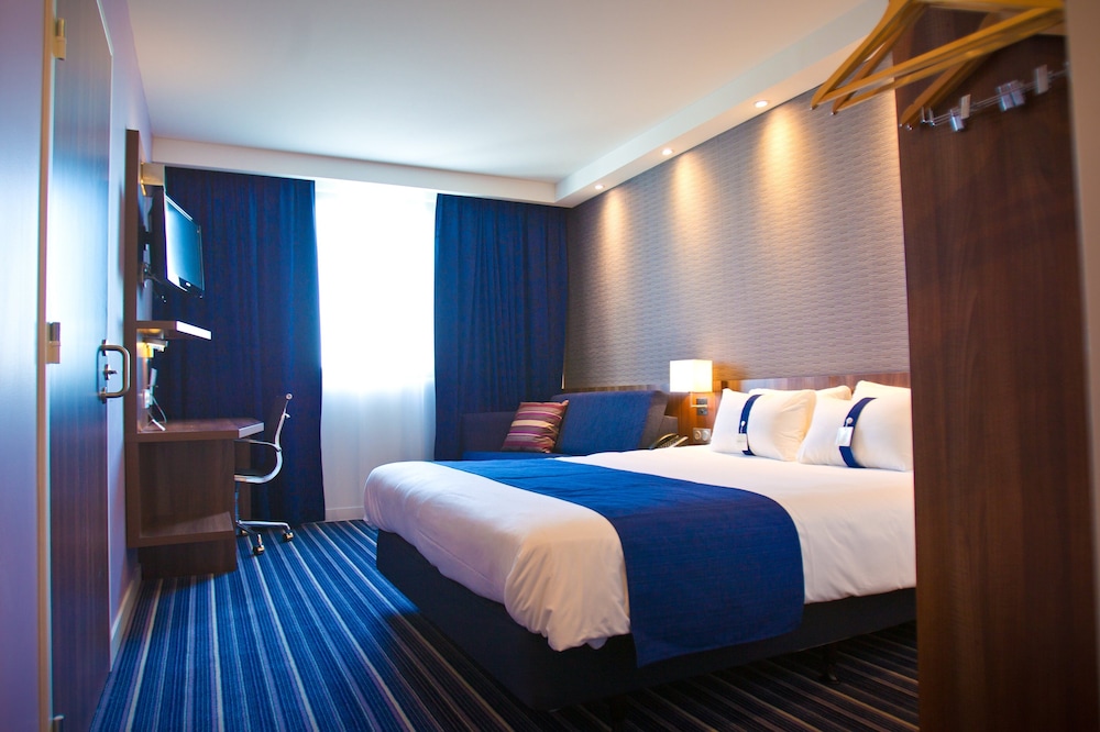 holiday inn express dijon by ihg