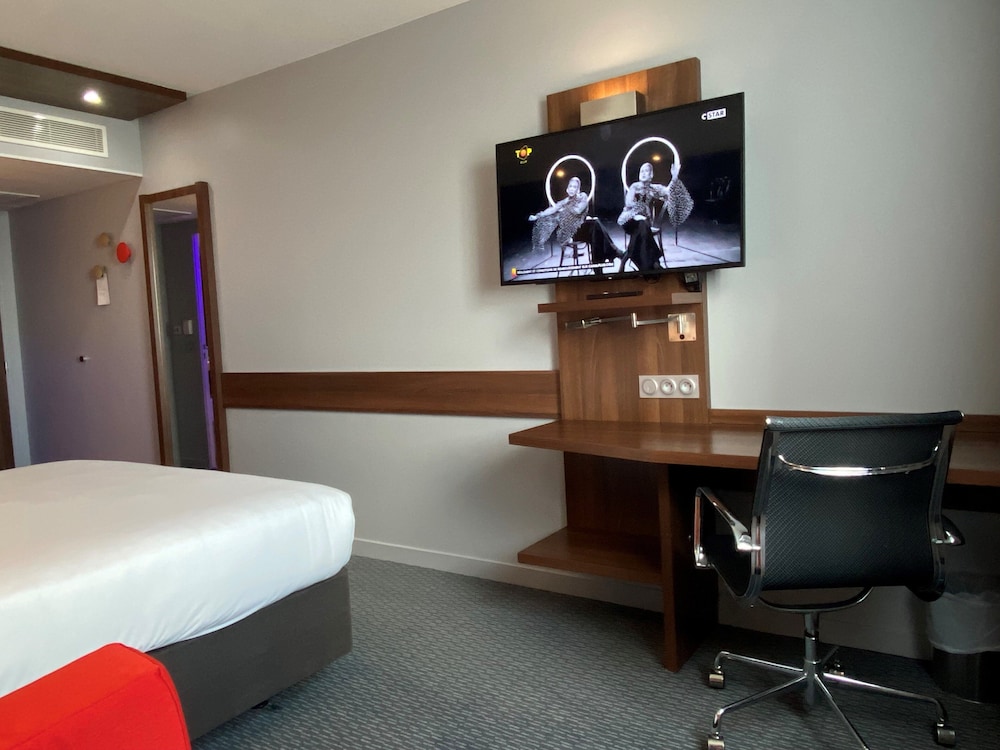 holiday inn express dijon by ihg