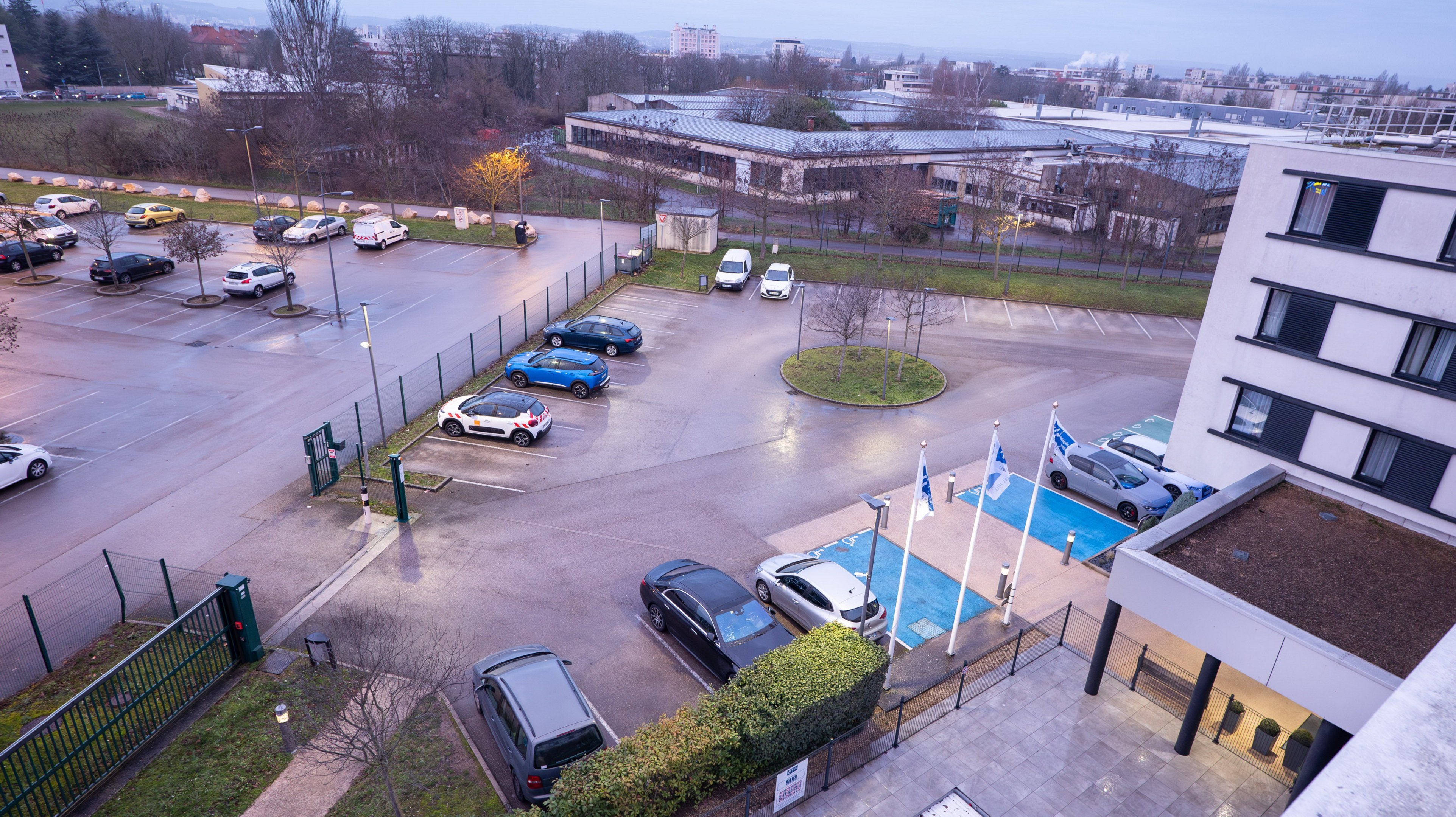 holiday inn express dijon by ihg