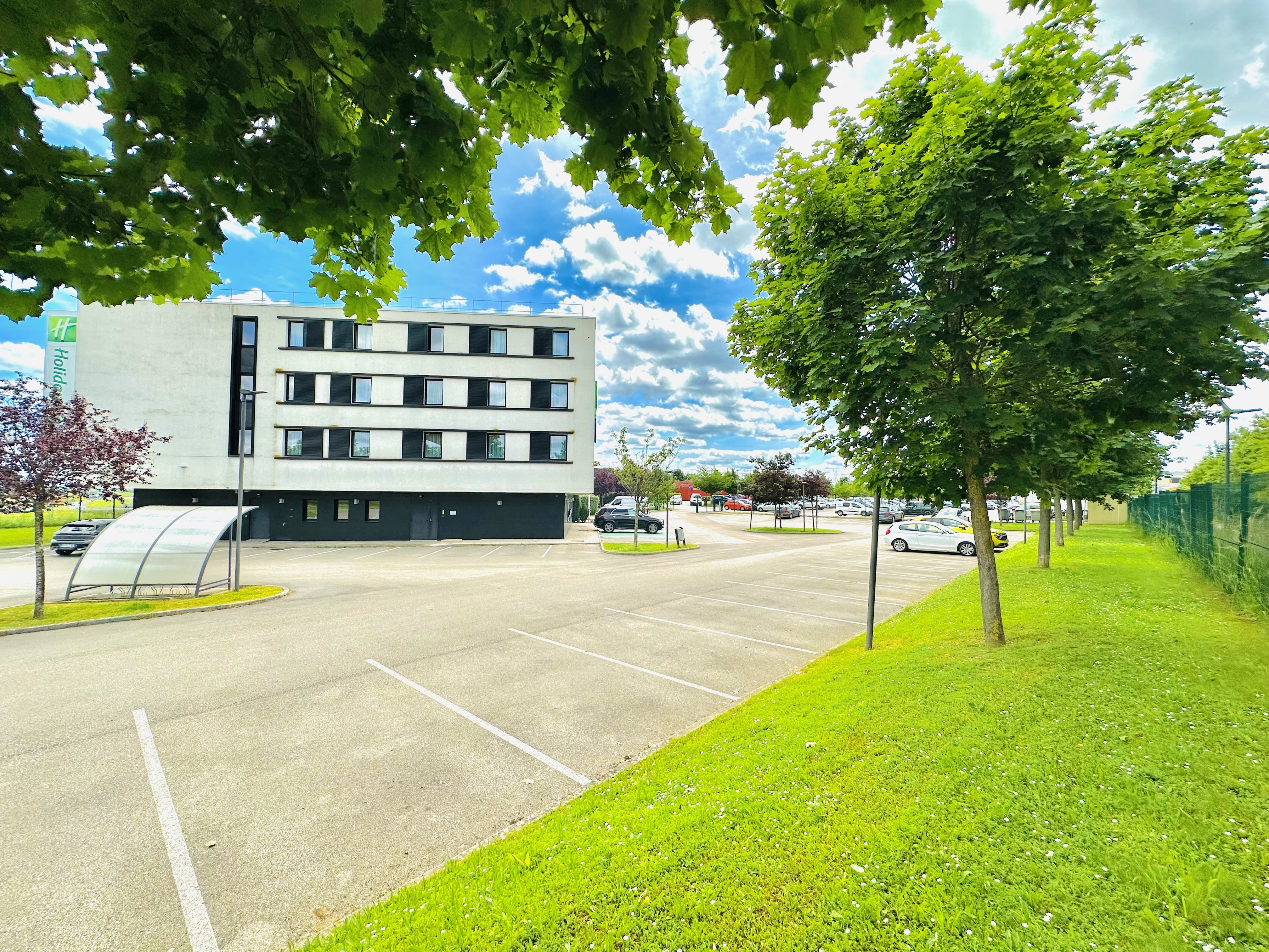 holiday inn express dijon by ihg