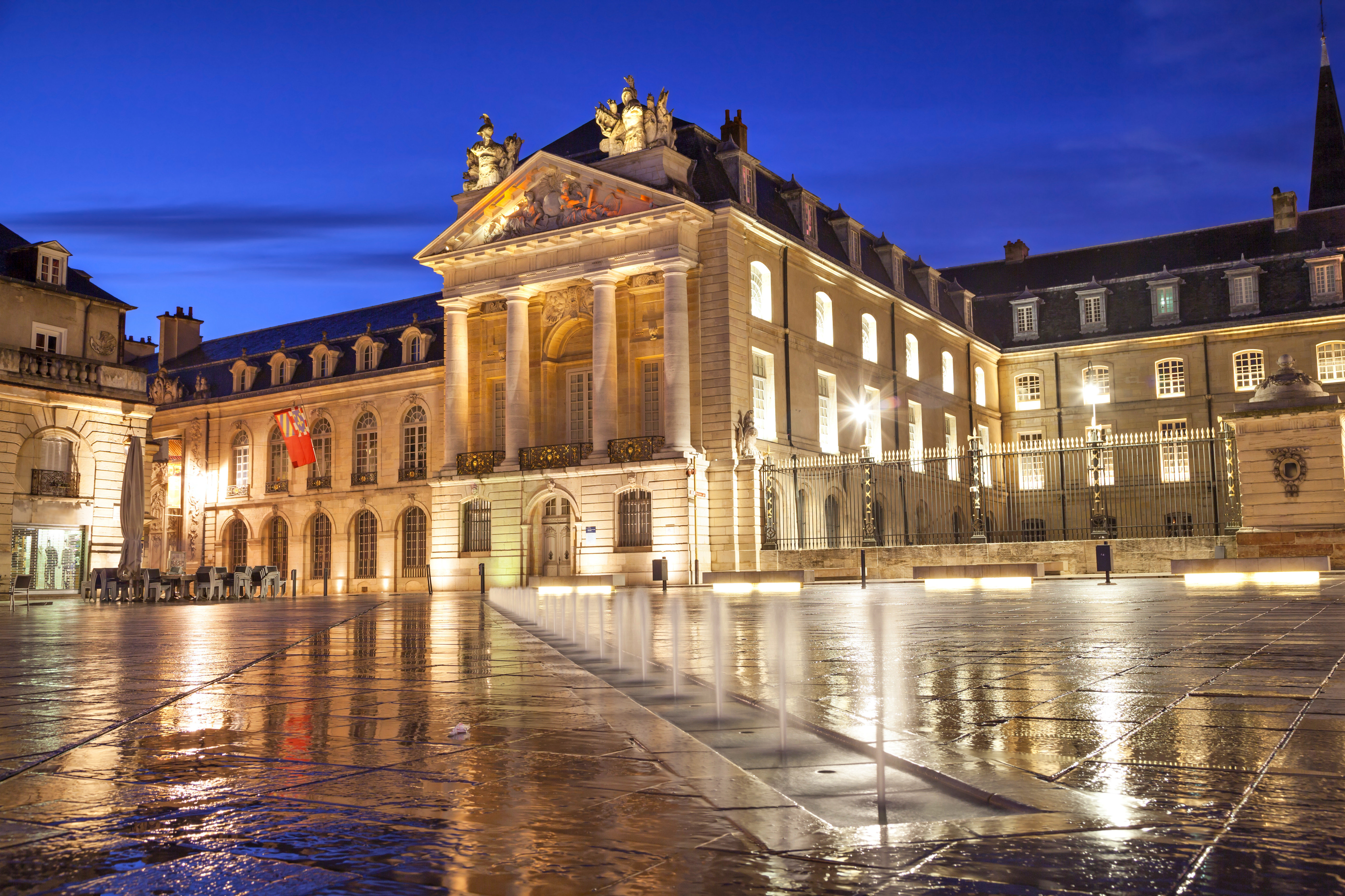 holiday inn express dijon by ihg